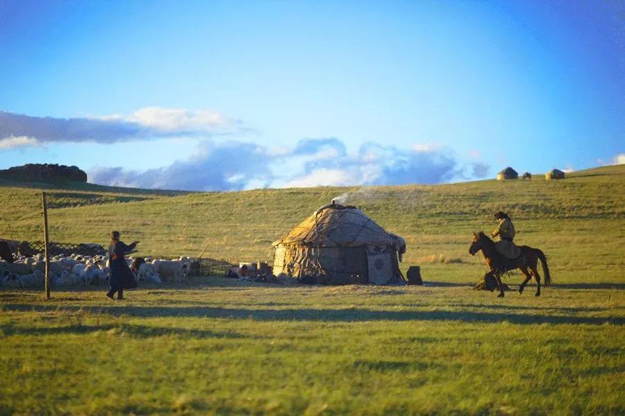 探尋內(nèi)蒙古，草原風(fēng)情之旅