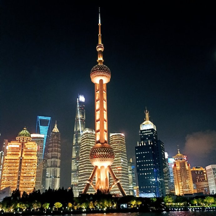 上海，激情四溢的都市心跳之旅??